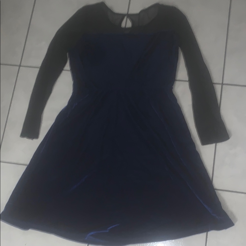 Chic Midnight Blue Long Sleeve Dress